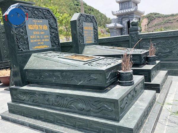 Mộ đá đơn giản hiện đại phù hợp diện tích nghĩa trang hẹp