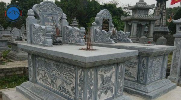 Mộ đá không mái đơn giản kích thước nhỏ gọn
