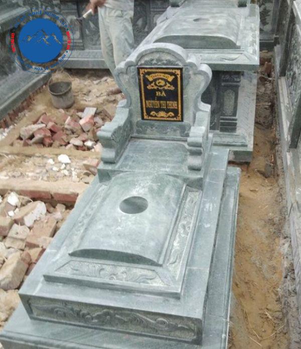 Mộ đá không mái phong cách tối giản hiện đại