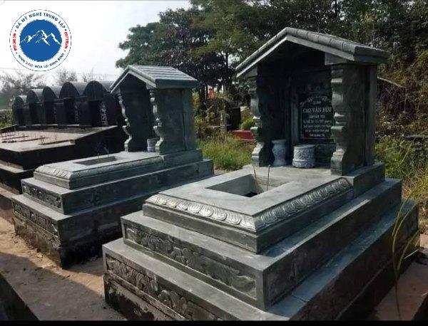 Mộ đơn đá xanh thiết kế chắc chắn hiện đại