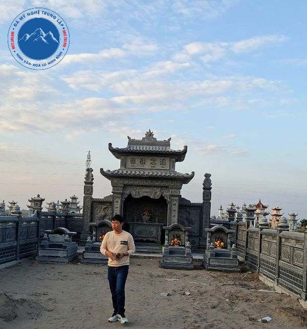 Mộ vuông đá mỹ nghệ Trung Lập thiết kế uy nghiêm