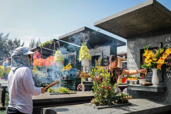Một vài điều cần lưu ý khi tiến hành lễ tạ mộ