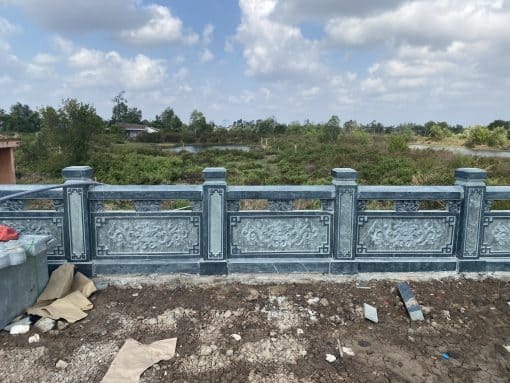Sử dụng lan can đá xanh thể hiện gu thẩm mỹ tinh tế