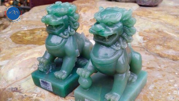 Sư tử đá châu Âu