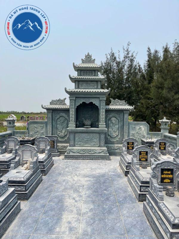 Thi công khu mộ tại Hoa Lư