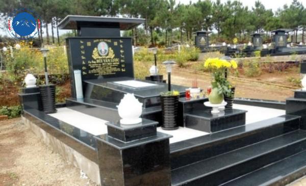 Thi công mộ đá granite nguyên khối chuẩn phong thủy