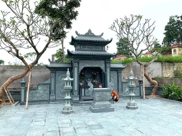 Thiết kế lăng đá hiện đại kết hợp phong cách truyền thống