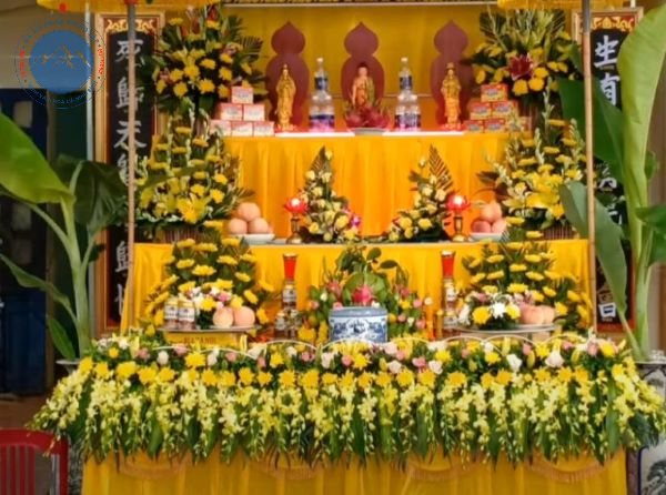 Thời điểm lập bàn thờ cho người mới mất