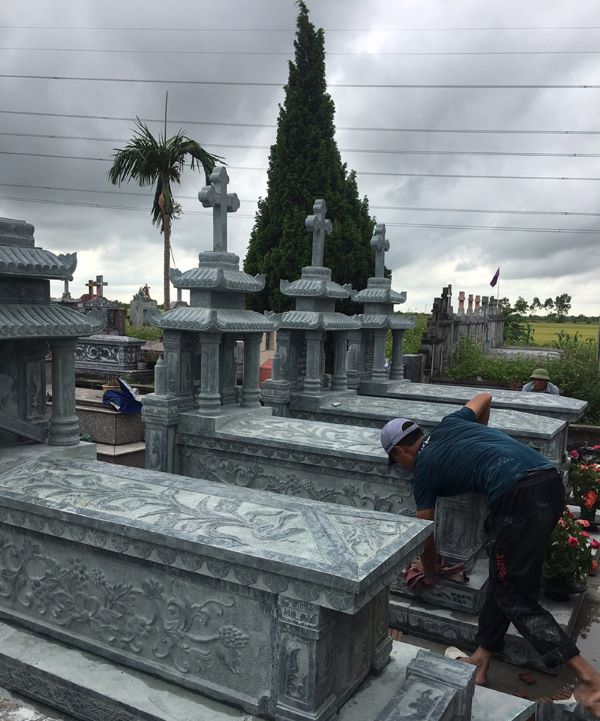Thời điểm xây lăng mộ tốt nhất trong năm