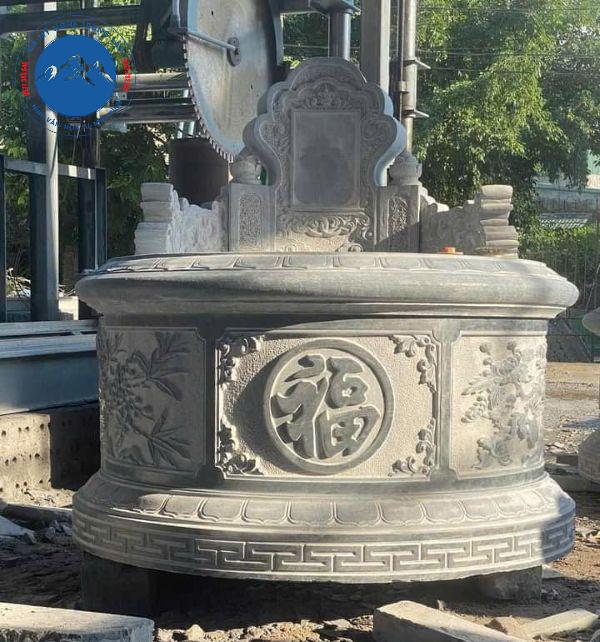 Toàn cảnh công trình mộ đá tròn hoàn thiện tại Quốc Oai