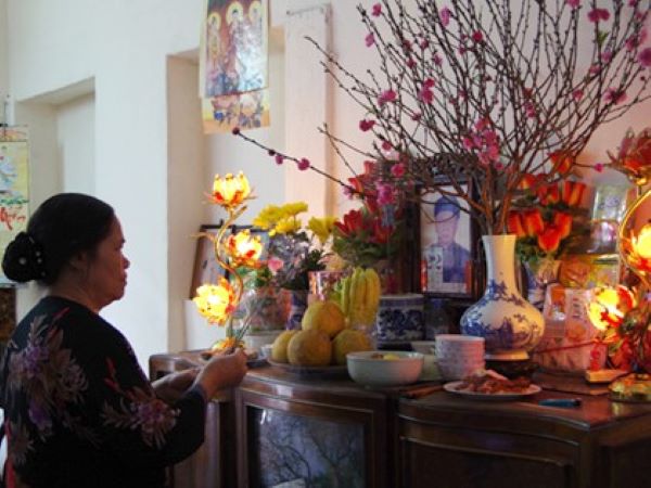 Tránh nơi gió mạnh, gần vật dễ cháy