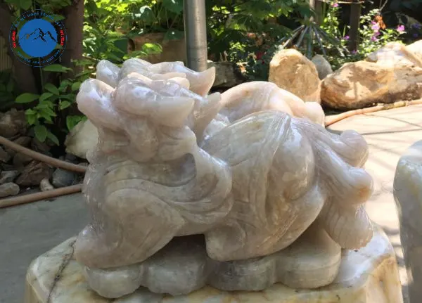 Tượng Tỳ Hưu đá phong thủy chiêu tài, hút lộc cho gia chủ