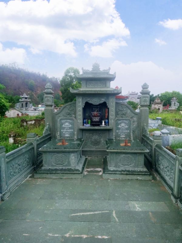 Ưu điểm của mộ đá xanh
