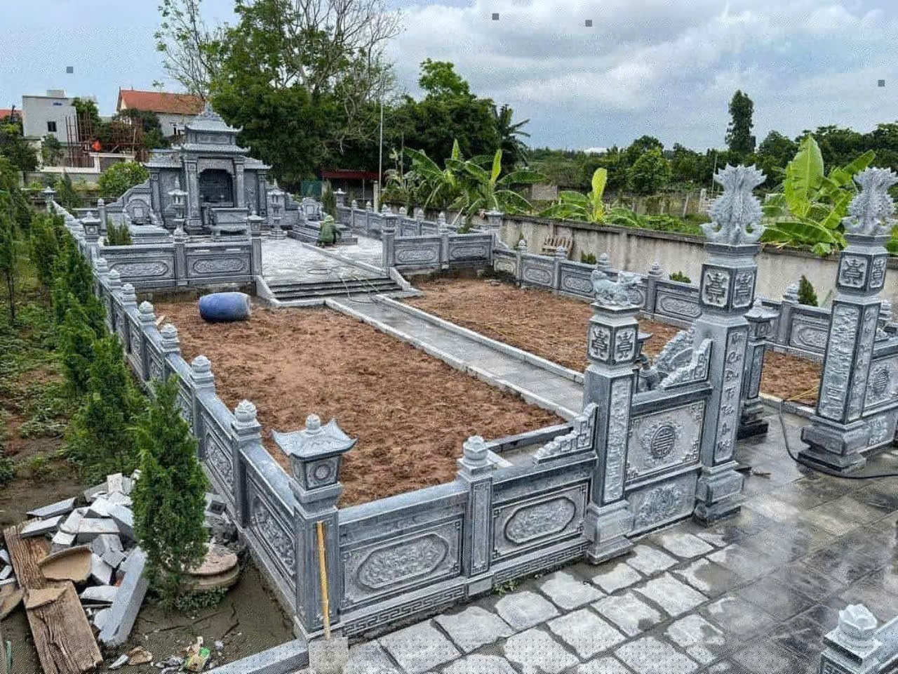 Lăng mộ được xây dựng theo phong cách kiến trúc châu Âu 