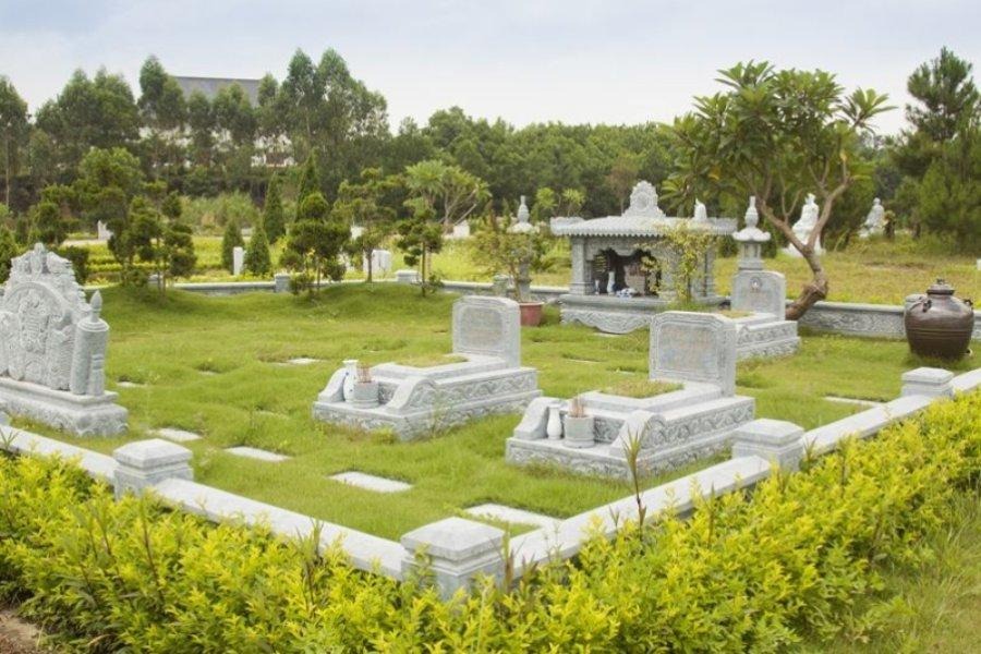 Xem ngày đẹp và kiêng kỵ khi tu sửa mộ